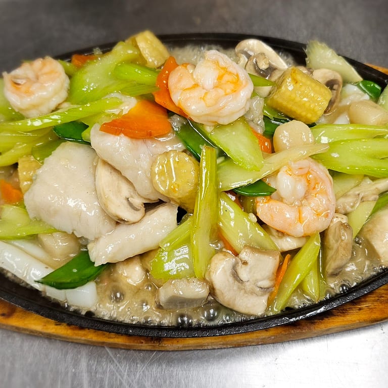 Authentic Chinese Food Served Daily