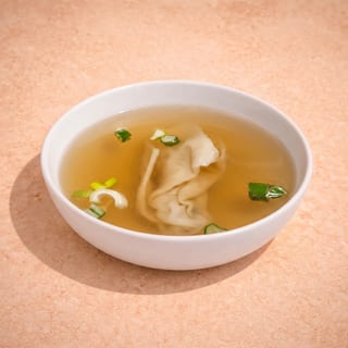 Pork Wonton Soup (鮮肉雲吞湯)