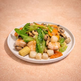 Prawns & Scallop w/ Fresh Mushrooms (鲜菇帶子蝦球)