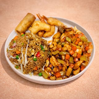 E15. Cashew Nut Prawns (E-腰果蝦球)
