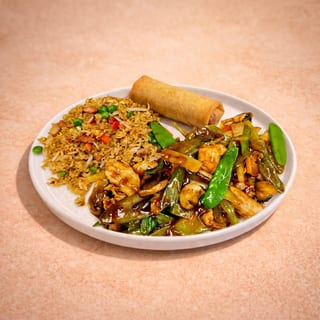 E5. Szechuan Chicken or Beef (E-四川)