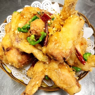 Salt & Pepper Chicken Wings (椒盬雞翼)