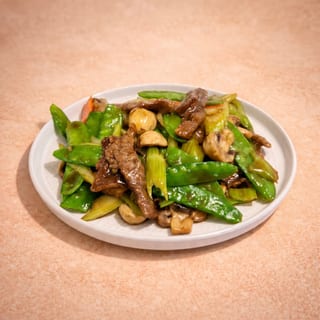 Beef w/ Oyster Sauce (蠔油牛肉)