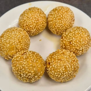 Sesame Balls (S)