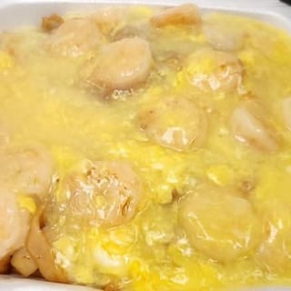 Shrimp w/ Egg Sauce Chow Fun